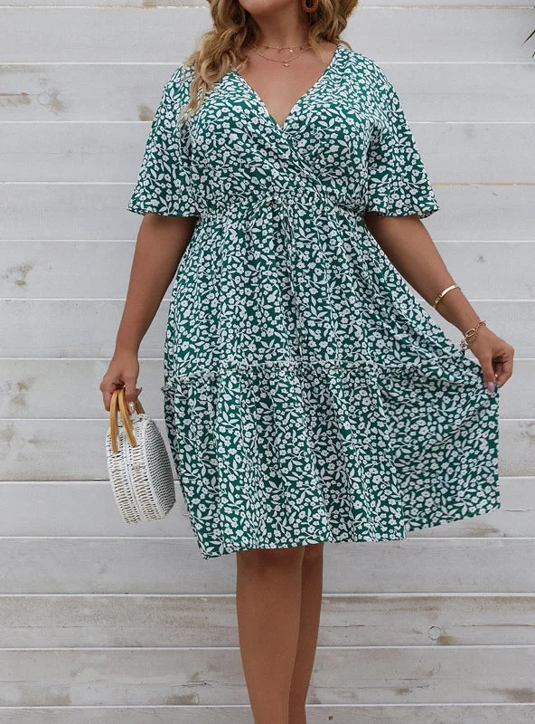 V-neck Bat Sleeve Printed Casual Plus Size Dress